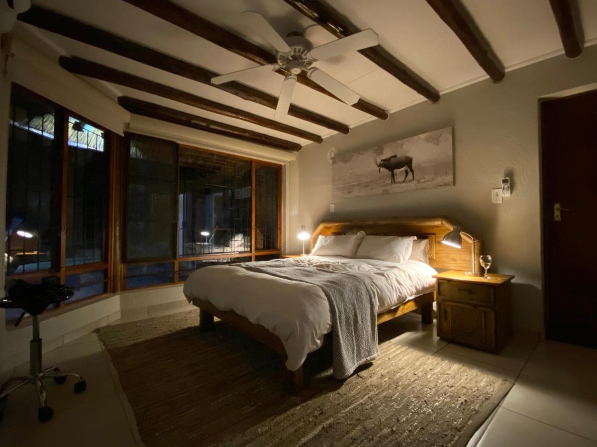 Twiga Lodge Mabalingwe Bela-Bela Exterior photo